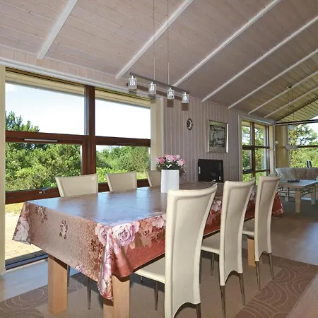 Holiday home Amazing In With Kitchen